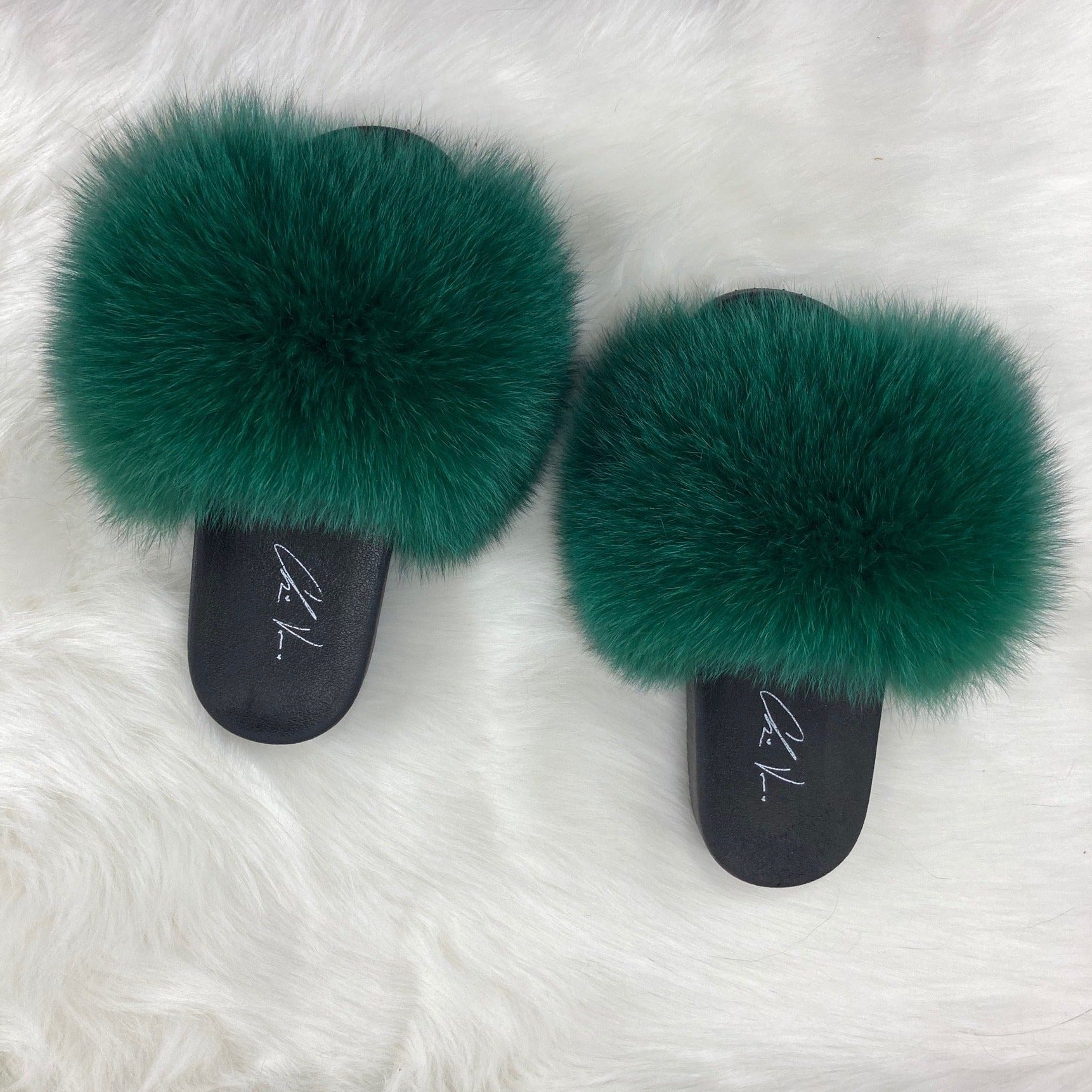 Green fluffy fashion sliders