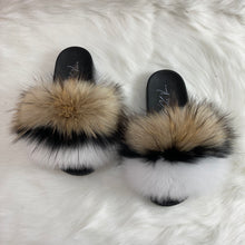 Load image into Gallery viewer, Fur Slides- Tan Black and White
